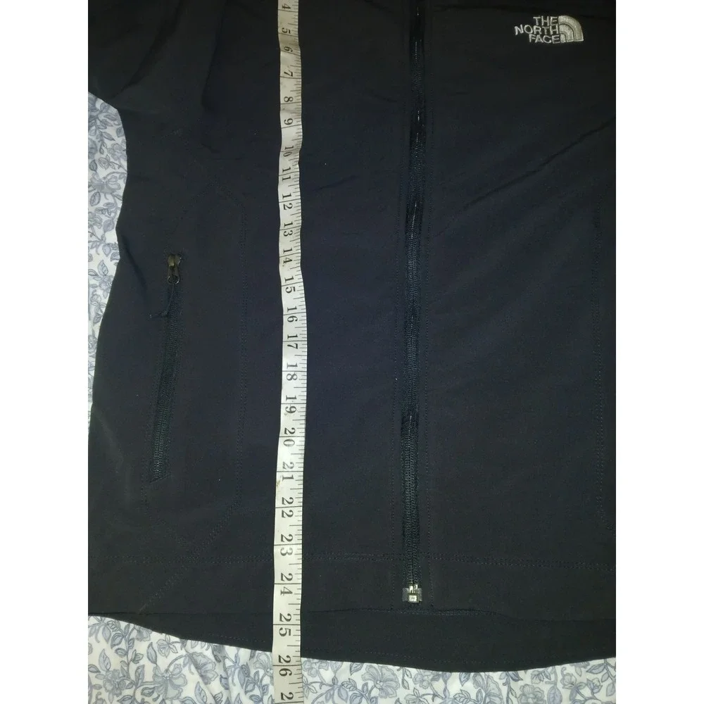 The North Face Men's Black Softshell Full-Zip Jacket w/ Zipped Pockets Small (C)